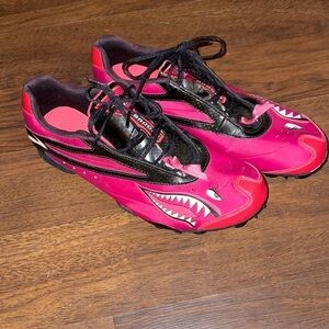 Brooks Surge Fighter Plane Pink Track and Field Shoes Women's 11 NEW